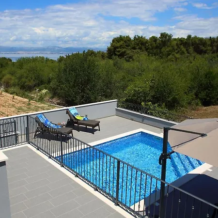 Βίλα Vacation Meri Mirce