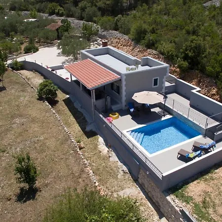 Villa Vacation Meri